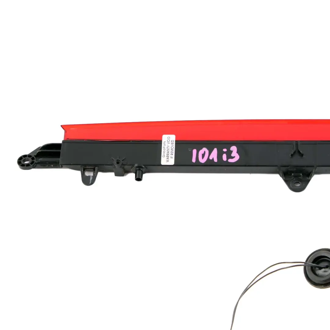 Troisième feu arrêt hybride arrière électrique Feu freinage rouge pour BMW i3 I01 à propos du numéro de pièce 7304040 BMW i3 I01 Troisième feu arrêt hybride arrière électrique Feu freinage rouge - SKU 7304040 - Numéro de pièce 7304040
