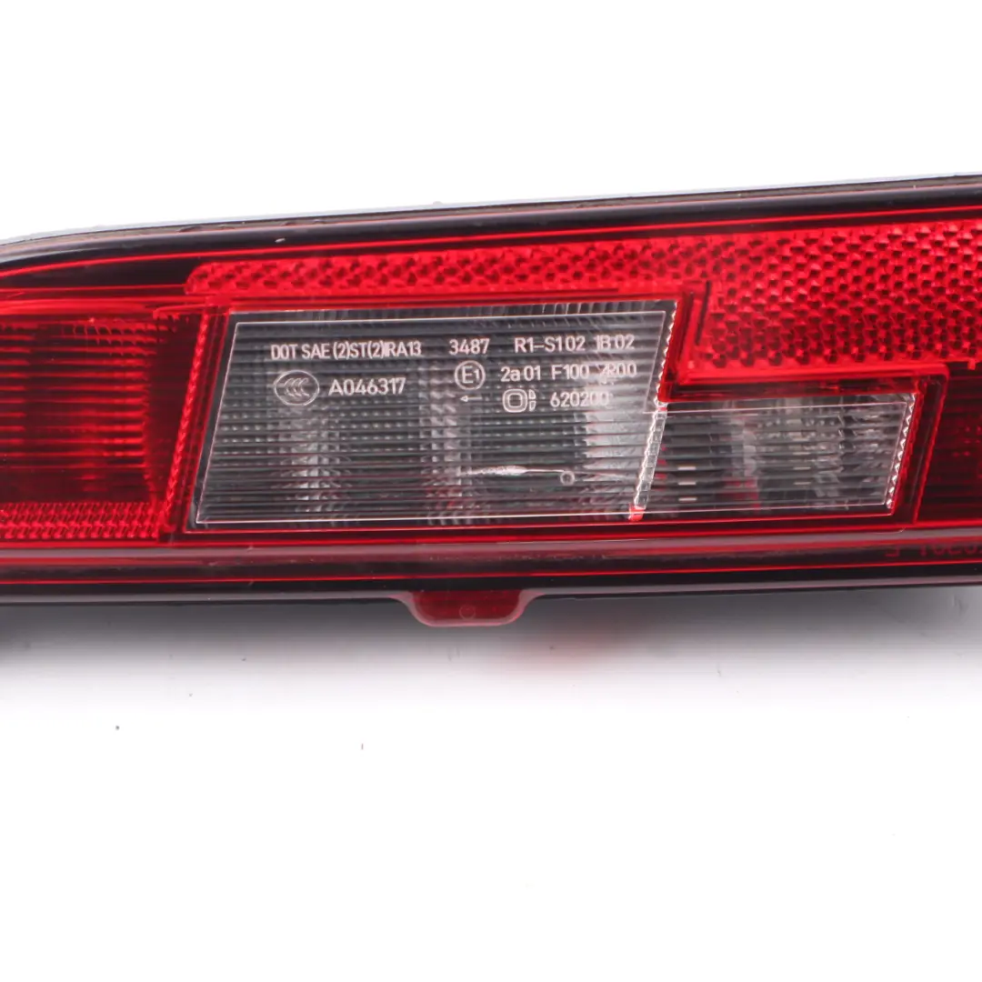 BMW F01 F02 Reflector Lámpara Trasera Izquierda Parachoques Reflejo Rojo 7182191 - SKU 7304043 - Número de pieza 7304043