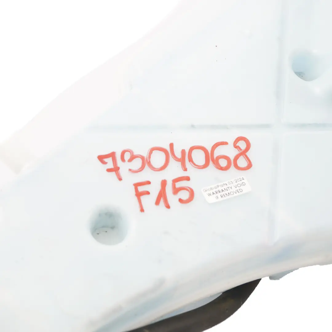 Depósito líquido lavaparabrisas BMW F15 F16 Depósito lavaparabrisas para con número de pieza 7304068 Depósito líquido lavaparabrisas BMW F15 F16 Depósito lavaparabrisas - SKU 7304068 - Número de pieza 7304068