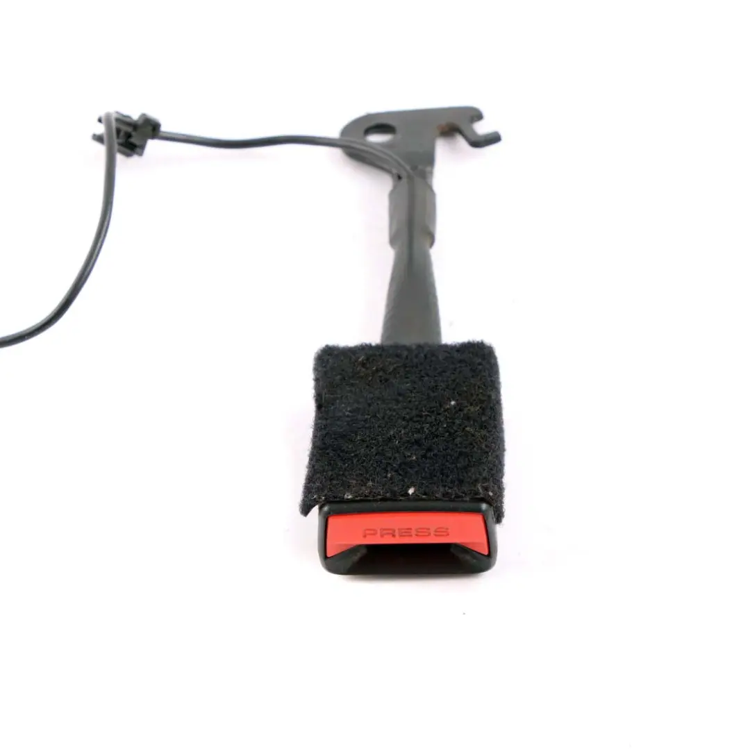 BMW i3 I01 i8 I12 Boucle du tendeur de ceinture inférieure de siège avant gauche - SKU 7304149 - Numéro de pièce 7304149