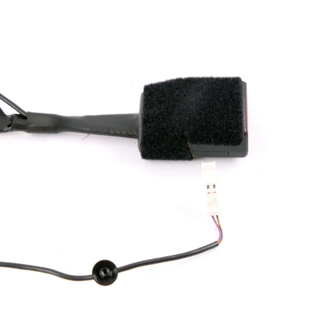 BMW i3 I01 i8 I12 Cinturón seguridad inferior Tensor Hebilla Delantera Derecha - SKU 7304150 - Número de pieza 7304150