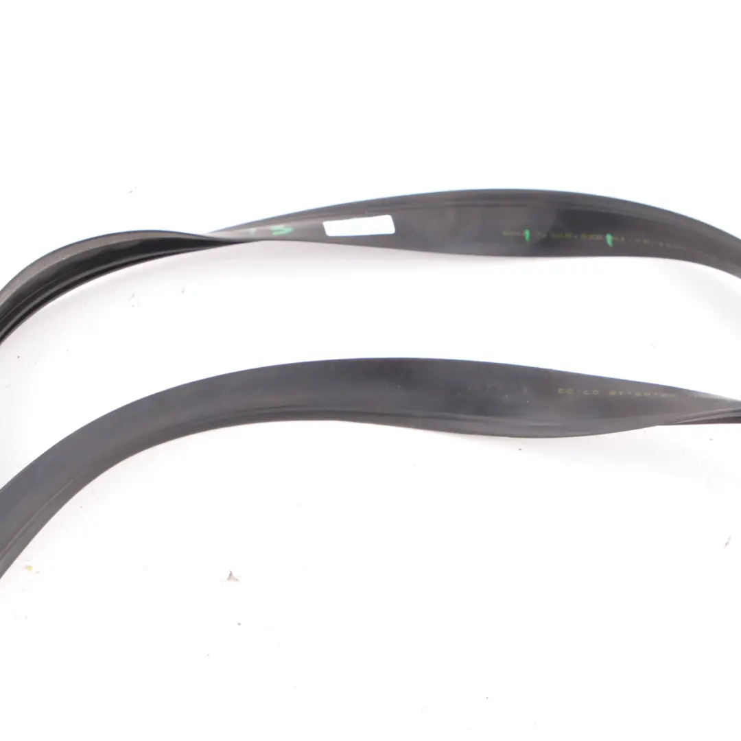 Guarnizione Di Tenuta Del Tetto Guarnizione Di Gomma per BMW I3 I01 con numero di parte 7305025 BMW I3 I01 Guarnizione Di Tenuta Del Tetto Guarnizione Di Gomma - SKU 7305025 - Numero di parte 7305025