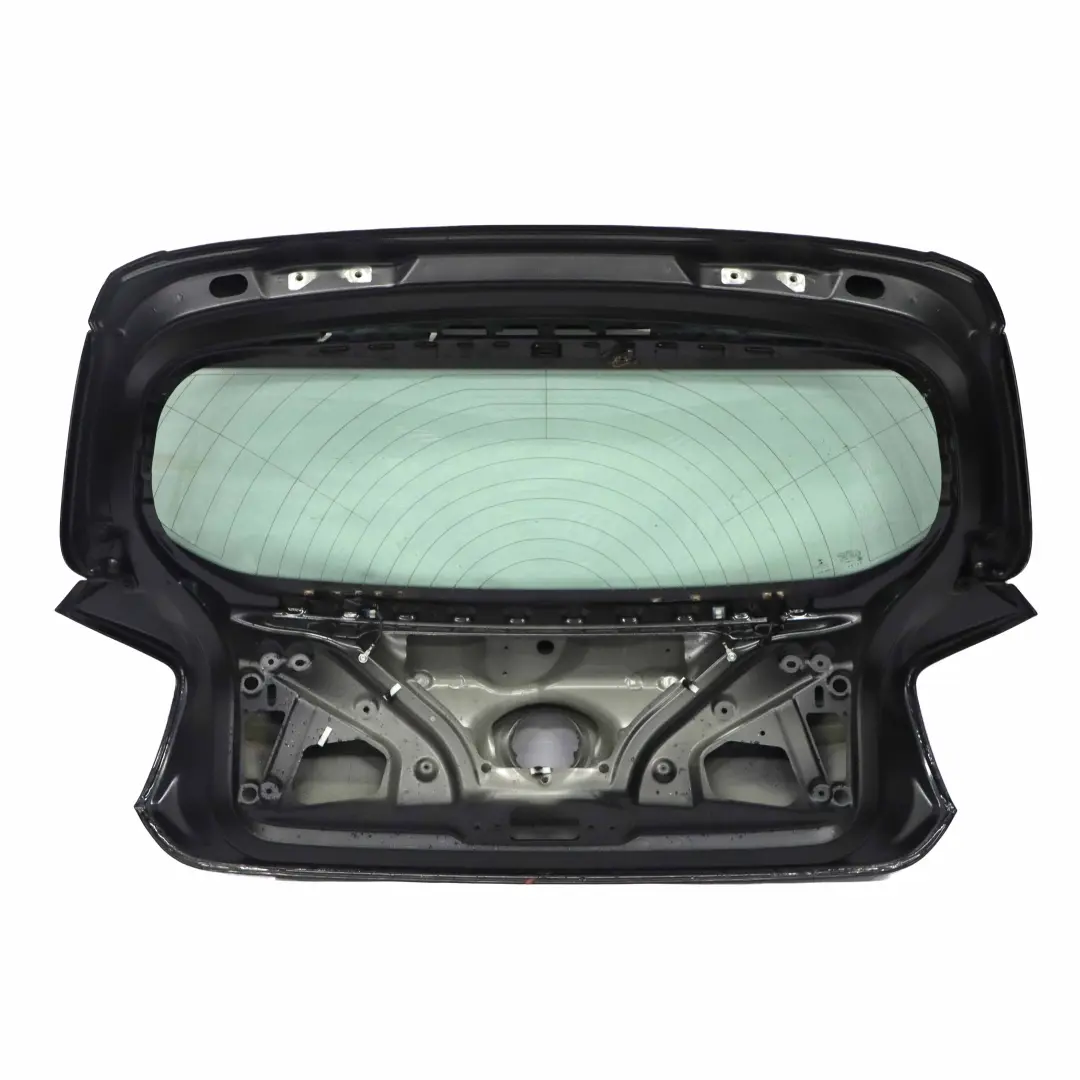 Klapa Tylna Pokrywa Bagażnika Czarna Black Sapphire - 475 do BMW F20 F21 o numerze 7305470 BMW F20 F21 Klapa Tylna Pokrywa Bagażnika Czarna Black Sapphire - 475 - SKU 7305470-BS2 - Numer Części 7305470