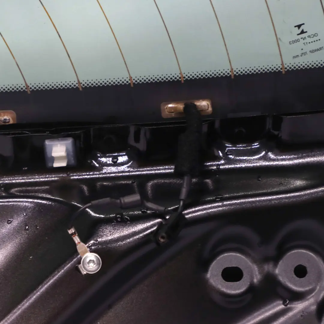 Boot Trunk Lid Tailgate Black Sapphire - 475 to BMW F20 F21 Rear with Part number 7305470 BMW F20 F21 Rear Boot Trunk Lid Tailgate Black Sapphire - 475 - SKU 7305470-BS2 - Part number 7305470