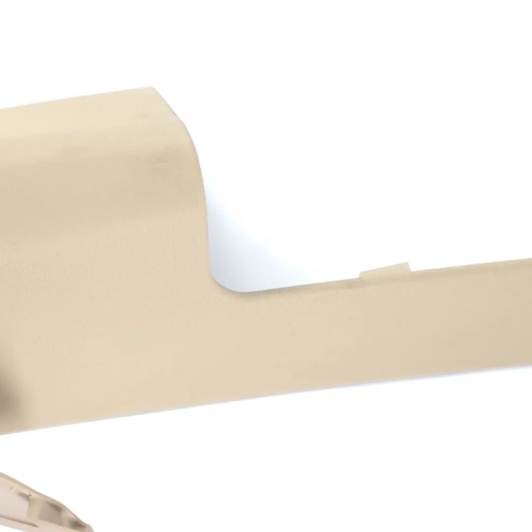 Copripilastro Rivestimento Colonna Destra Rivestimento Oyster per BMW F34 D con numero di parte 7305521 BMW F34 D Copripilastro Rivestimento Colonna Destra Rivestimento Oyster - SKU 7305521 - Numero di parte 7305521