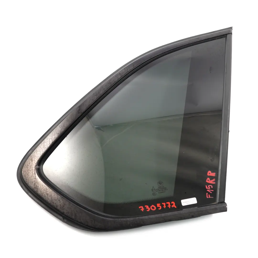 Fenster Glas Seite Fest hinten rechts AS3 Schwarzer Streifen für BMW X5 F15 mit Teilenummer 7305772 BMW X5 F15 Fenster Glas Seite Fest hinten rechts AS3 Schwarzer Streifen - SKU 7305772 - Teilenummer 7305772