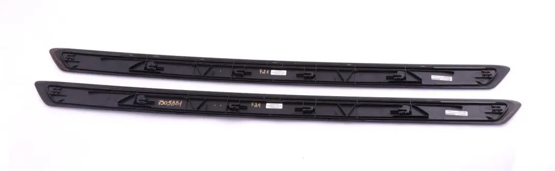 BMW 1 2 Series F21 F22 Jeu baguettes de seuil de porte Sport Kick Cover - SKU 7305881 - Numéro de pièce 7305881