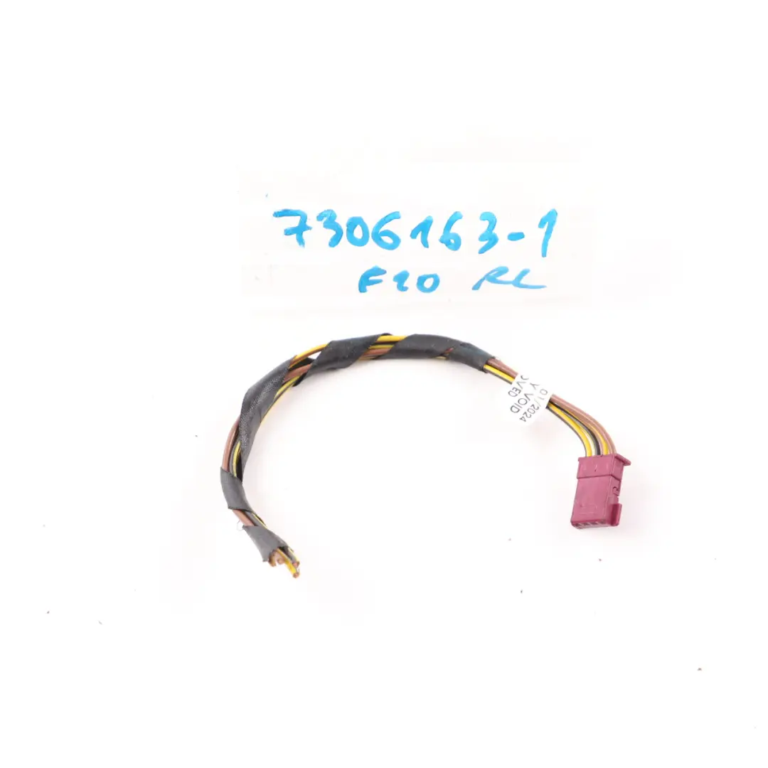 F10N LCI Feu arrière dans le couvercle du coffre gauche pour BMW F10 à propos du numéro de pièce 7306163 BMW F10 F10N LCI Feu arrière dans le couvercle du coffre gauche - SKU 7306163 - Numéro de pièce 7306163