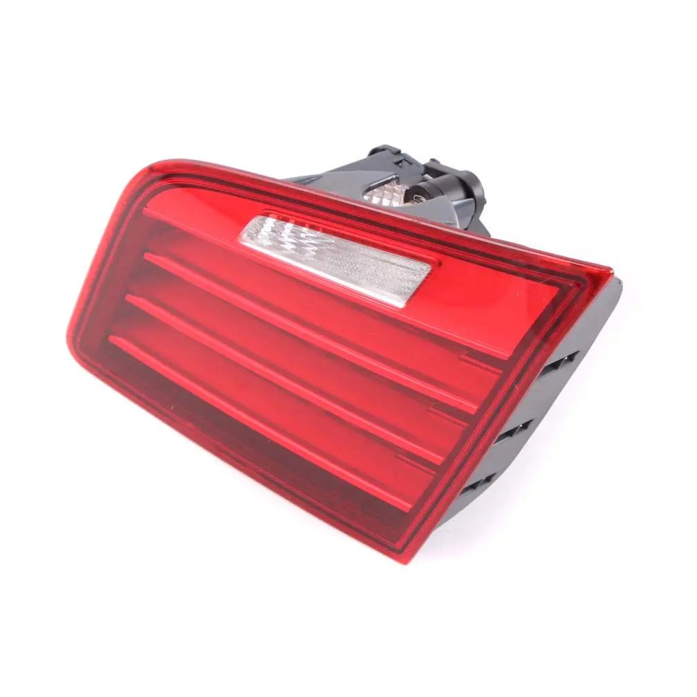BMW F10 F10N LCI Feu Arrière Dans le Couvercle du Coffre Droite - SKU 7306164 - Numéro de pièce 7306164