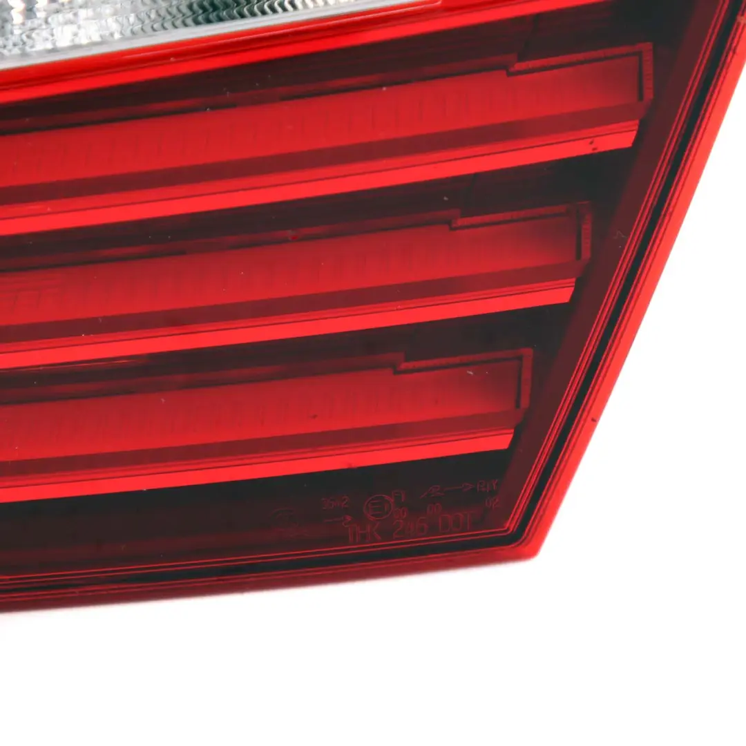 BMW F10 F10N LCI Feu Arrière Dans le Couvercle du Coffre Droite - SKU 7306164 - Numéro de pièce 7306164