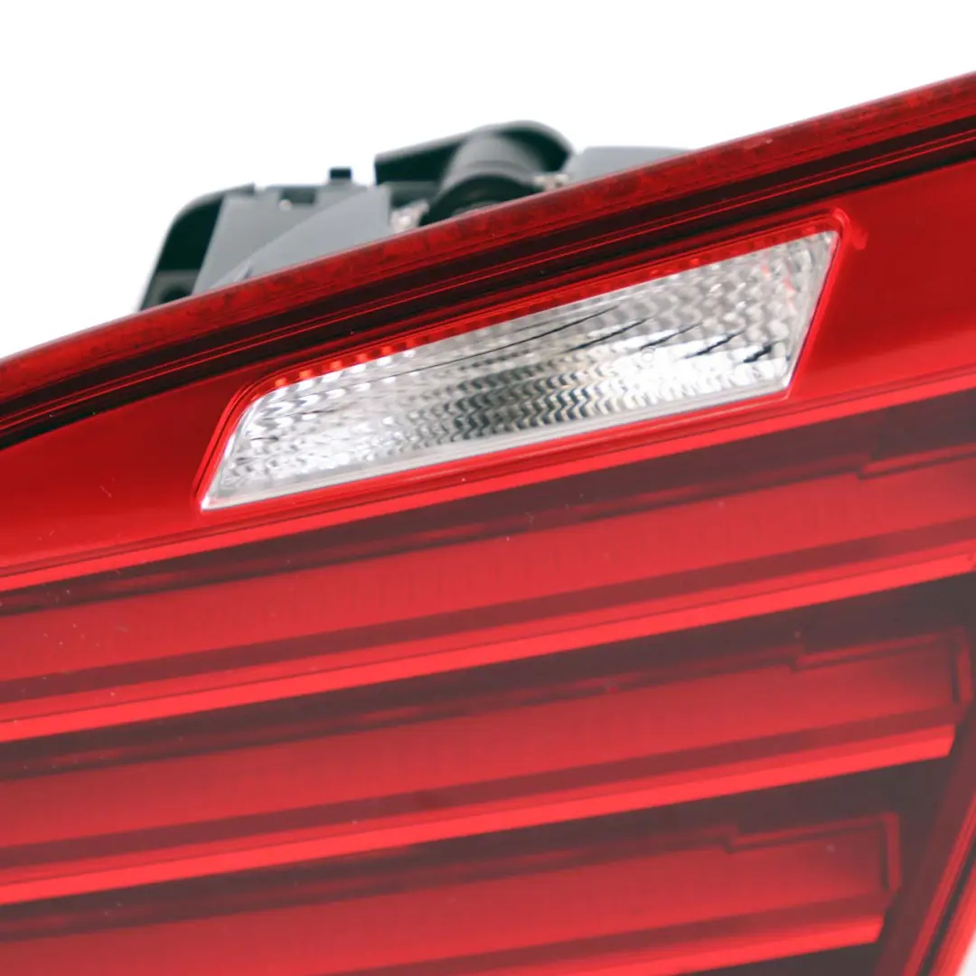 BMW F10 F10N LCI Feu Arrière Dans le Couvercle du Coffre Droite - SKU 7306164 - Numéro de pièce 7306164