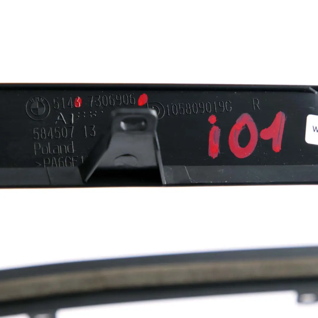 Frame Window C Pillar Right Door Cover Quarter Panel Black to BMW i3 I01 with Part number 7306906 BMW i3 I01 Frame Window C Pillar Right Door Cover Quarter Panel Black - SKU 7306906 - Part number 7306906