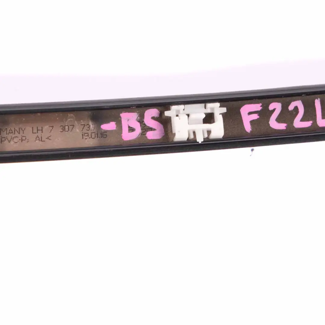 Dachleiste Links Dachrinnenleiste Trim Schwarz Saphir Metallic 475 für BMW F22 mit Teilenummer 7307735 BMW F22 Dachleiste Links Dachrinnenleiste Trim Schwarz Saphir Metallic 475 - SKU 7307735-BS - Teilenummer 7307735