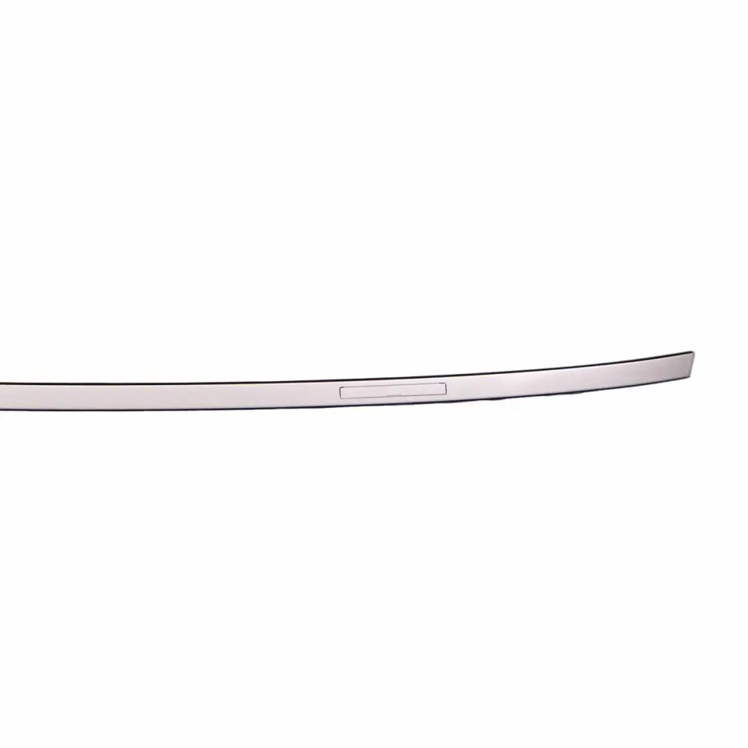 Moldura Techo Trim Left Gutter Rail Mineral White A96 para BMW F22 con número de pieza 7307735 BMW F22 Moldura Techo Trim Left Gutter Rail Mineral White A96 - SKU 7307735-MW - Número de pieza 7307735