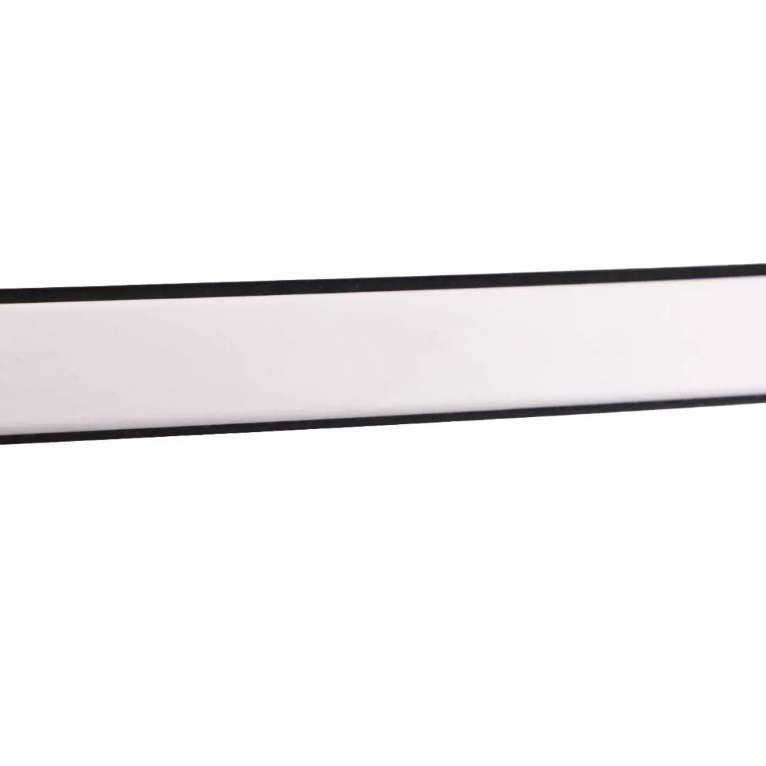 Moldura Techo Trim Derecha Gutter Rail Mineral White - A96 para BMW F22 con número de pieza 7319536 BMW F22 Moldura Techo Trim Derecha Gutter Rail Mineral White - A96 - SKU 7307736-MW - Número de pieza 7319536