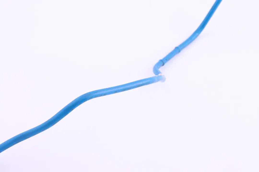 Kraftstoff Entlüftungsleitung Schlauch für BMW F20 F21 F22 LCI mit Teilenummer 7307891 BMW F20 F21 F22 LCI Kraftstoff Entlüftungsleitung Schlauch - SKU 7307891 - Teilenummer 7307891