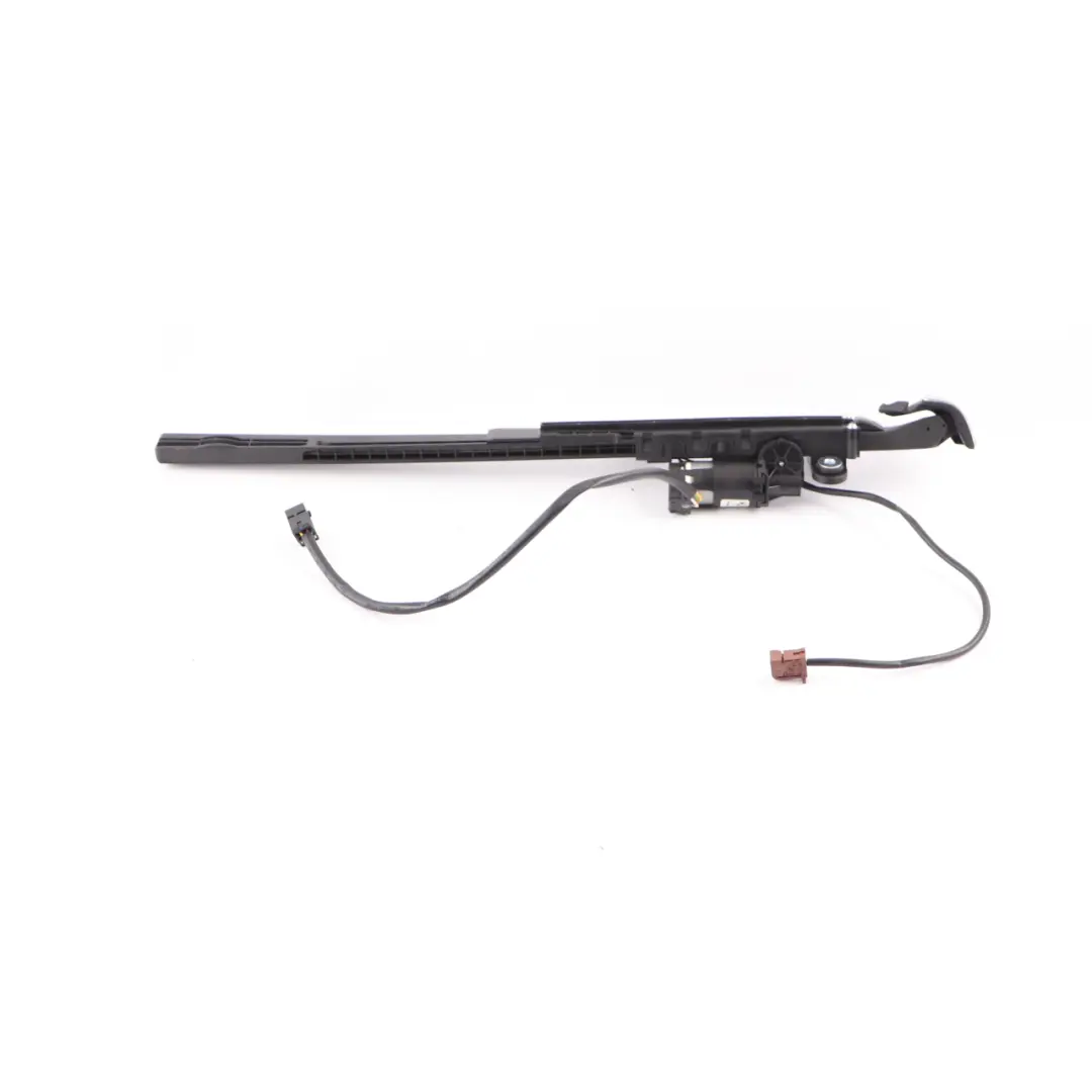 BMW F32 F82 M4 Seat Belt Feeder Front Left N/S Handover Arm Chrome - SKU 7307915 - Part number 7307915