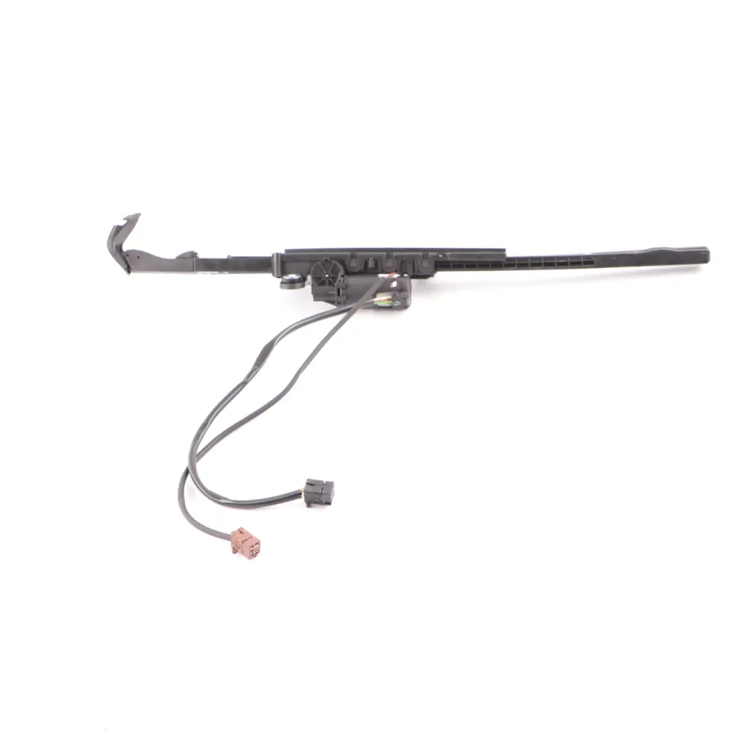 BMW F32 Avvolgitore braccio cintura di sicurezza destro Motore cromato - SKU 7307916 - Numero di parte 7307916