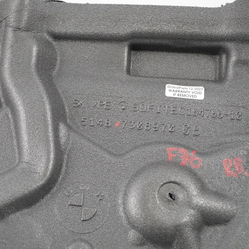 Tappetino isolante porta posteriore destra per BMW F36 con numero di parte 7308970 BMW F36 Tappetino isolante porta posteriore destra - SKU 7308970 - Numero di parte 7308970