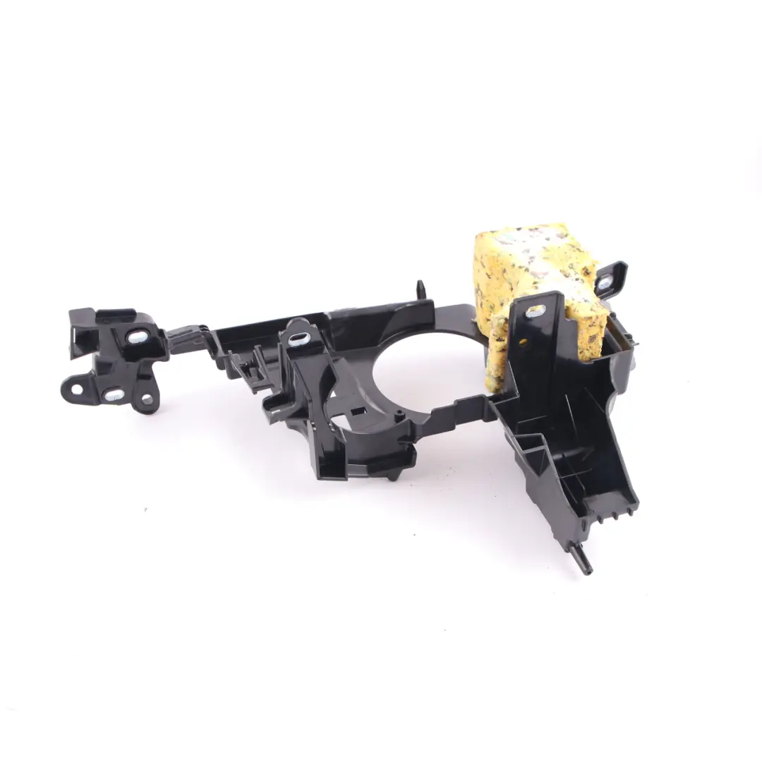 Mocowanie Wspornik Tylnej Półki Bagażnika Lewy do BMW F36 o numerze 7309529 BMW F36 Mocowanie Wspornik Tylnej Półki Bagażnika Lewy - SKU 7309529 - Numer Części 7309529