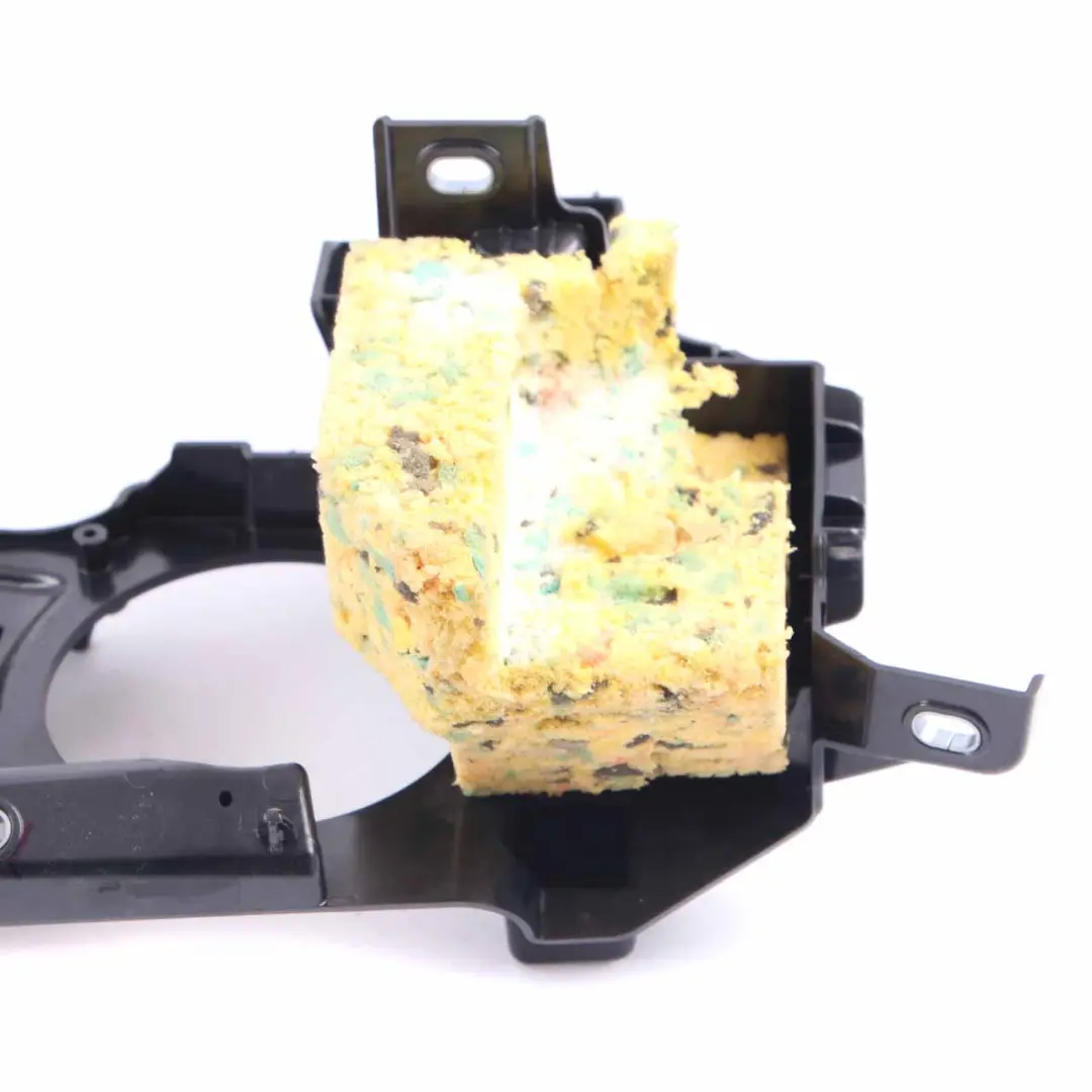 Parcela Trasera Estante Derecho Hombro Altavoz Soporte Montaje Lateral para BMW F36 con número de pieza 7309530 BMW F36 Parcela Trasera Estante Derecho Hombro Altavoz Soporte Montaje Lateral - SKU 7309530 - Número de pieza 7309530