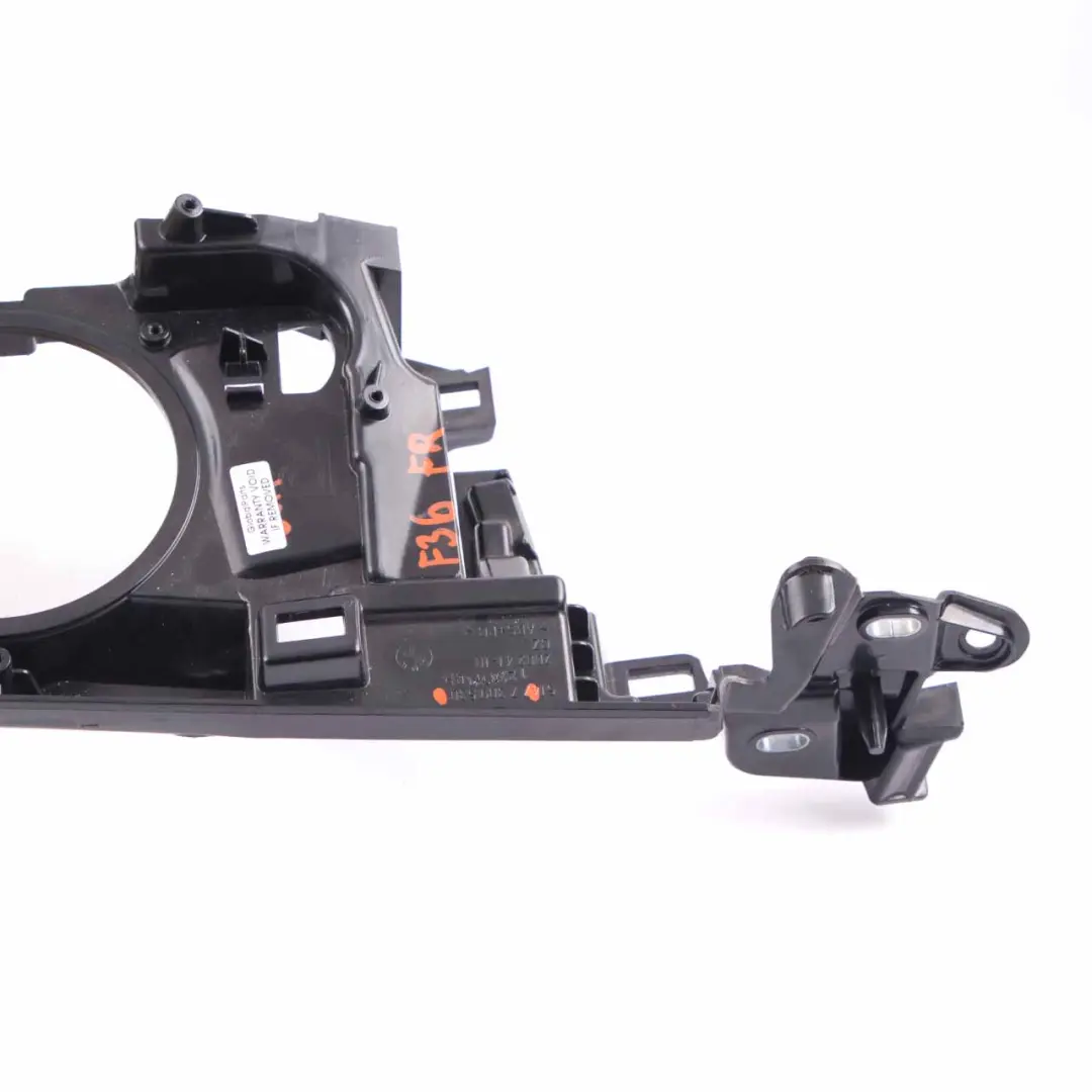 Parcela Trasera Estante Derecho Hombro Altavoz Soporte Montaje Lateral para BMW F36 con número de pieza 7309530 BMW F36 Parcela Trasera Estante Derecho Hombro Altavoz Soporte Montaje Lateral - SKU 7309530 - Número de pieza 7309530