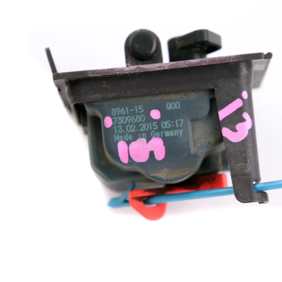 Actuator Drive Charging Socket Cover Flap to BMW i3 I01 with Part number 7309680 BMW i3 I01 Actuator Drive Charging Socket Cover Flap - SKU 7309680 - Part number 7309680