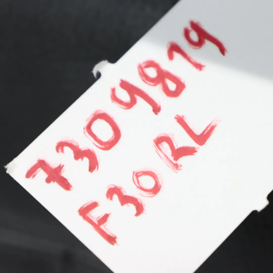 Sedile posteriore sinistro Schienale Pelle Dakota Nero per BMW F30 con numero di parte 7309819 BMW F30 Sedile posteriore sinistro Schienale Pelle Dakota Nero - SKU 7309819 - Numero di parte 7309819