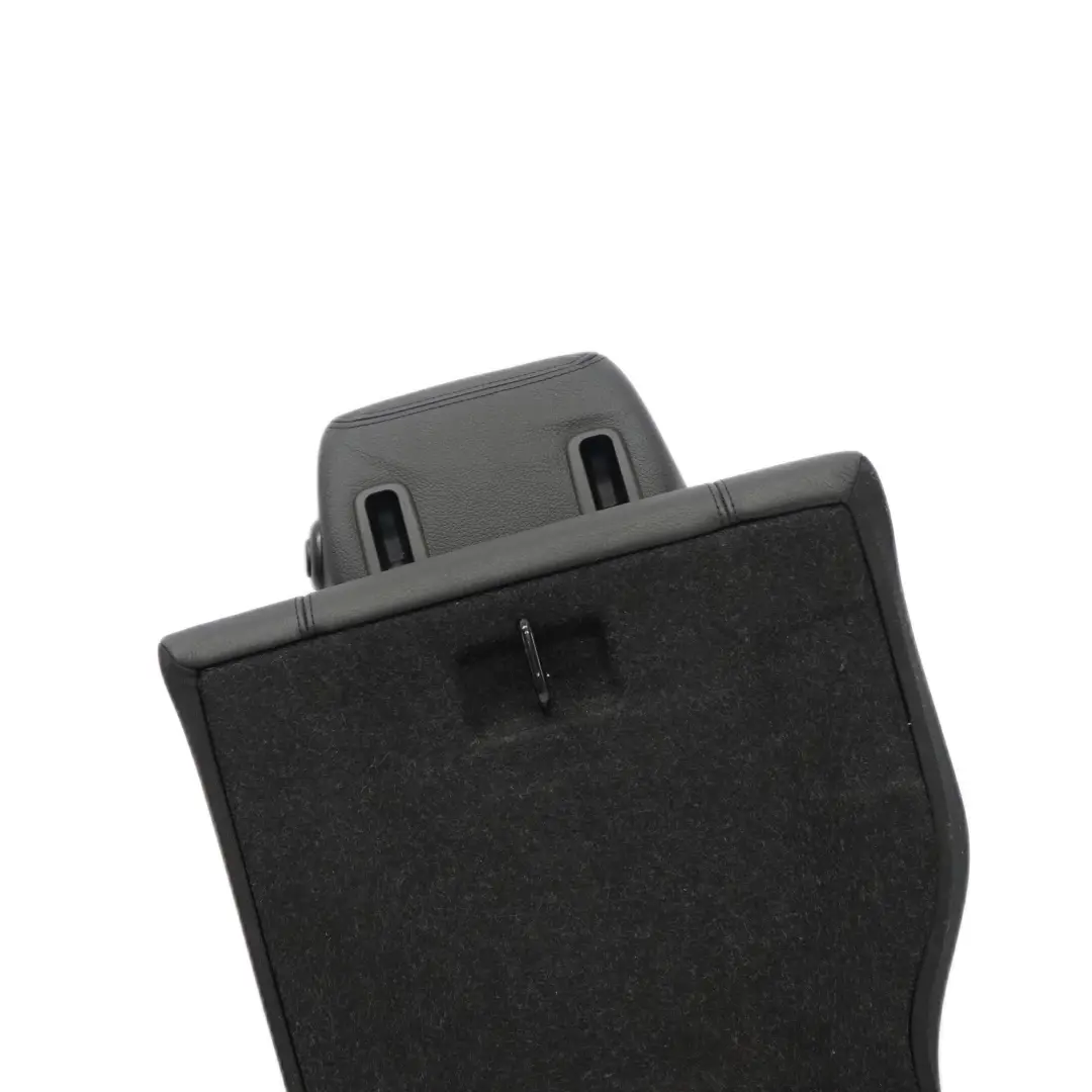 Funda Respaldo Asiento Trasero Derecho Cuero Dakota Negro para BMW F30 con número de pieza 7309820 BMW F30 Funda Respaldo Asiento Trasero Derecho Cuero Dakota Negro - SKU 7309820-1 - Número de pieza 7309820