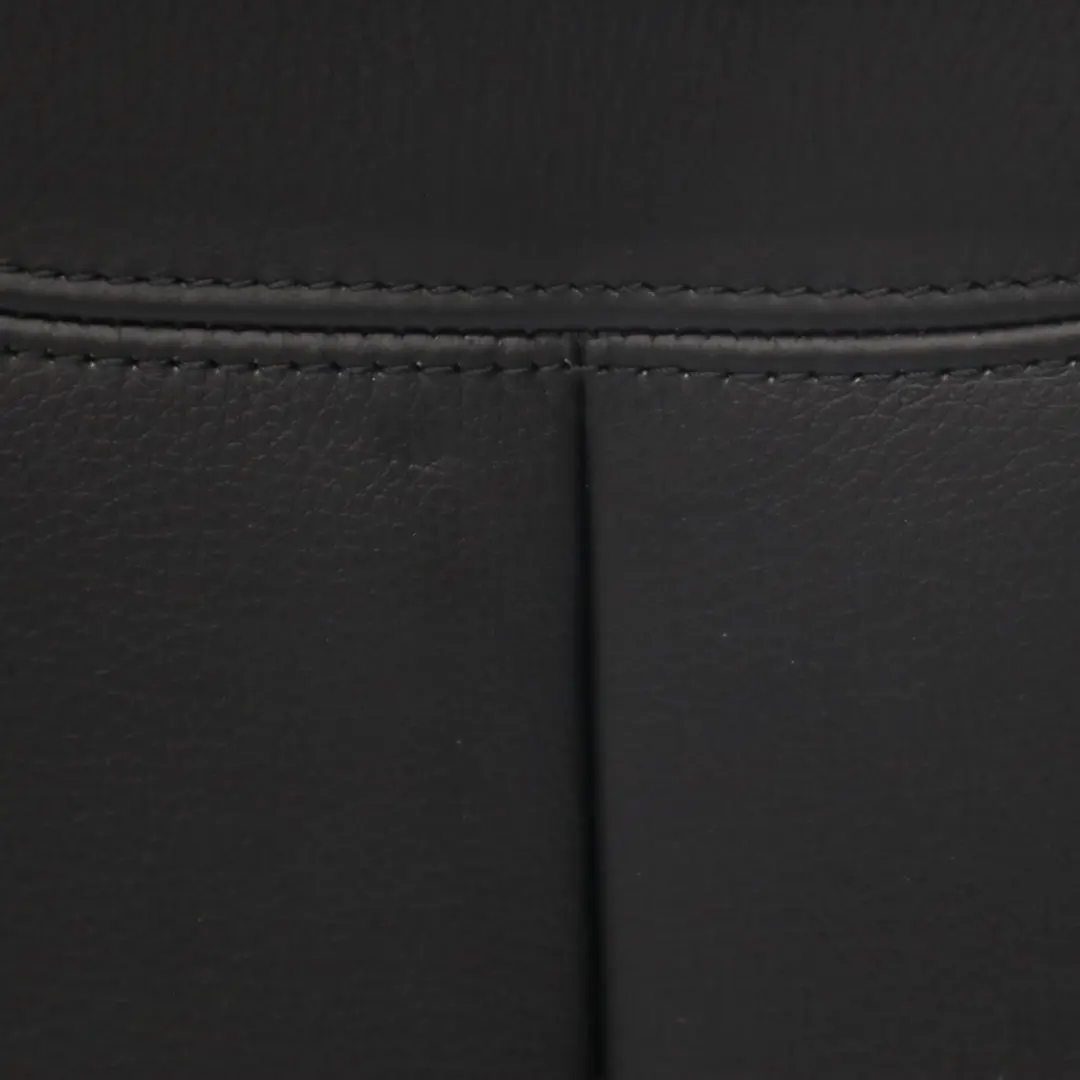 Housse de Dossier Siège Arrière Droite Cuir Dakota Noir pour BMW F30 à propos du numéro de pièce 7309820 BMW F30 Housse de Dossier Siège Arrière Droite Cuir Dakota Noir - SKU 7309820-2 - Numéro de pièce 7309820