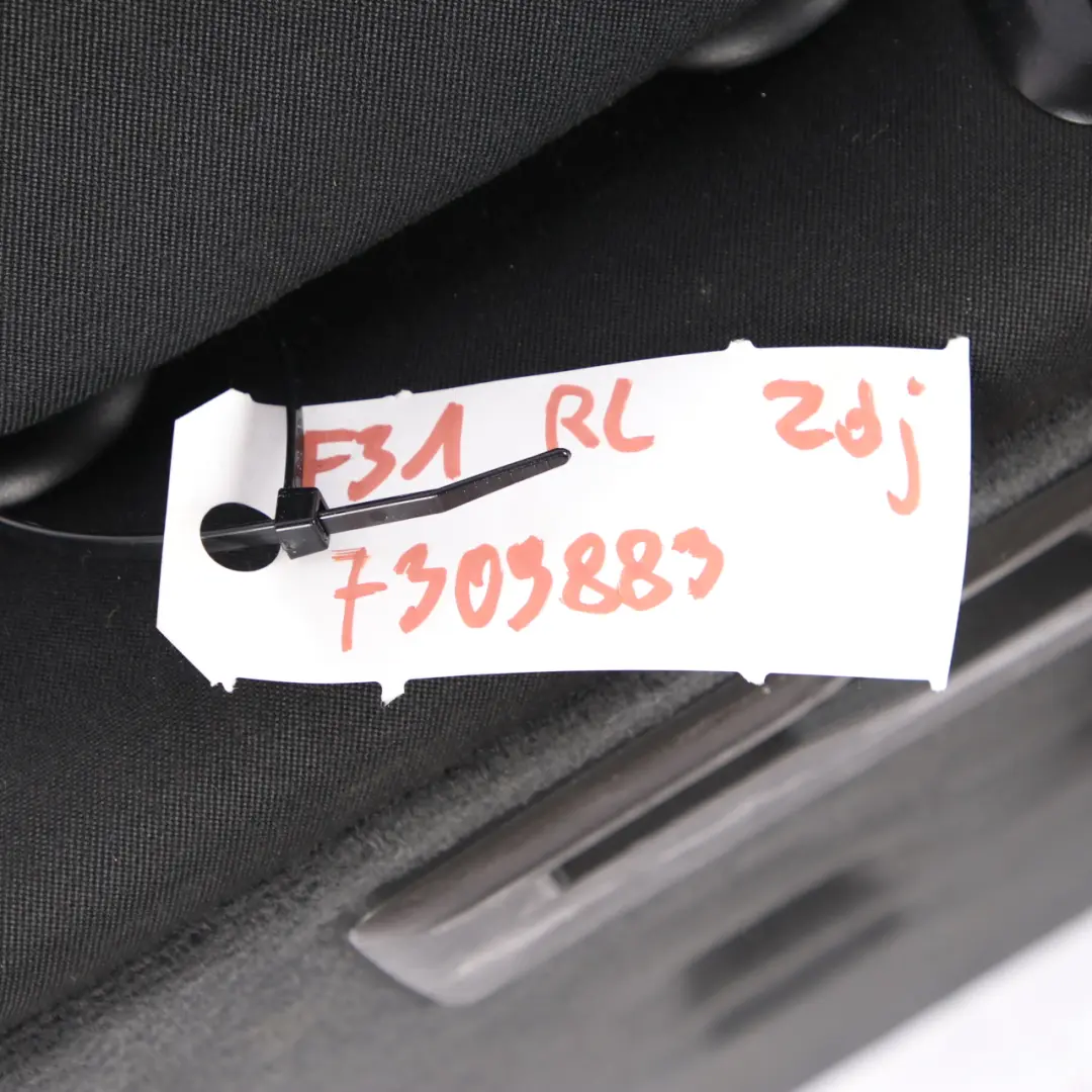 Respaldo Asiento Trasero Izquierdo Tapa Respaldo Tela Antracita para BMW F31 con número de pieza 7309883 BMW F31 Respaldo Asiento Trasero Izquierdo Tapa Respaldo Tela Antracita - SKU 7309883 - Número de pieza 7309883