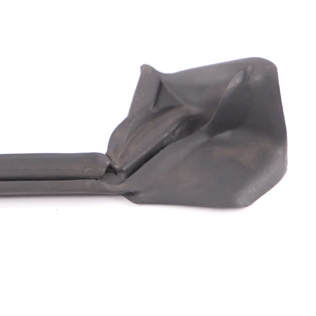 Joint de Fenêtre C Colonne Porte Arrière Gauche pour BMW F36 Gran Coupe à propos du numéro de pièce 7310191 BMW F36 Gran Coupe Joint de Fenêtre C Colonne Porte Arrière Gauche - SKU 7310191 - Numéro de pièce 7310191