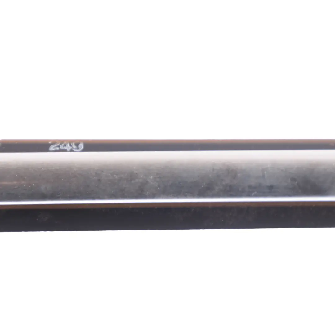 Banda Trasera Moldura Canal Sello Izquierda Cromo para BMW F36 con número de pieza 7310197 BMW F36 Banda Trasera Moldura Canal Sello Izquierda Cromo - SKU 7310197 - Número de pieza 7310197