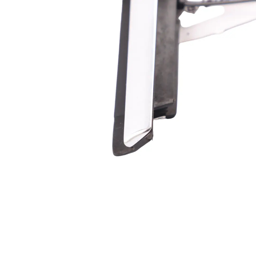 Canal Delantero Tapa Tira Moldura Sello Derecha Cromo para BMW F36 con número de pieza 7310202 BMW F36 Canal Delantero Tapa Tira Moldura Sello Derecha Cromo - SKU 7310202 - Número de pieza 7310202