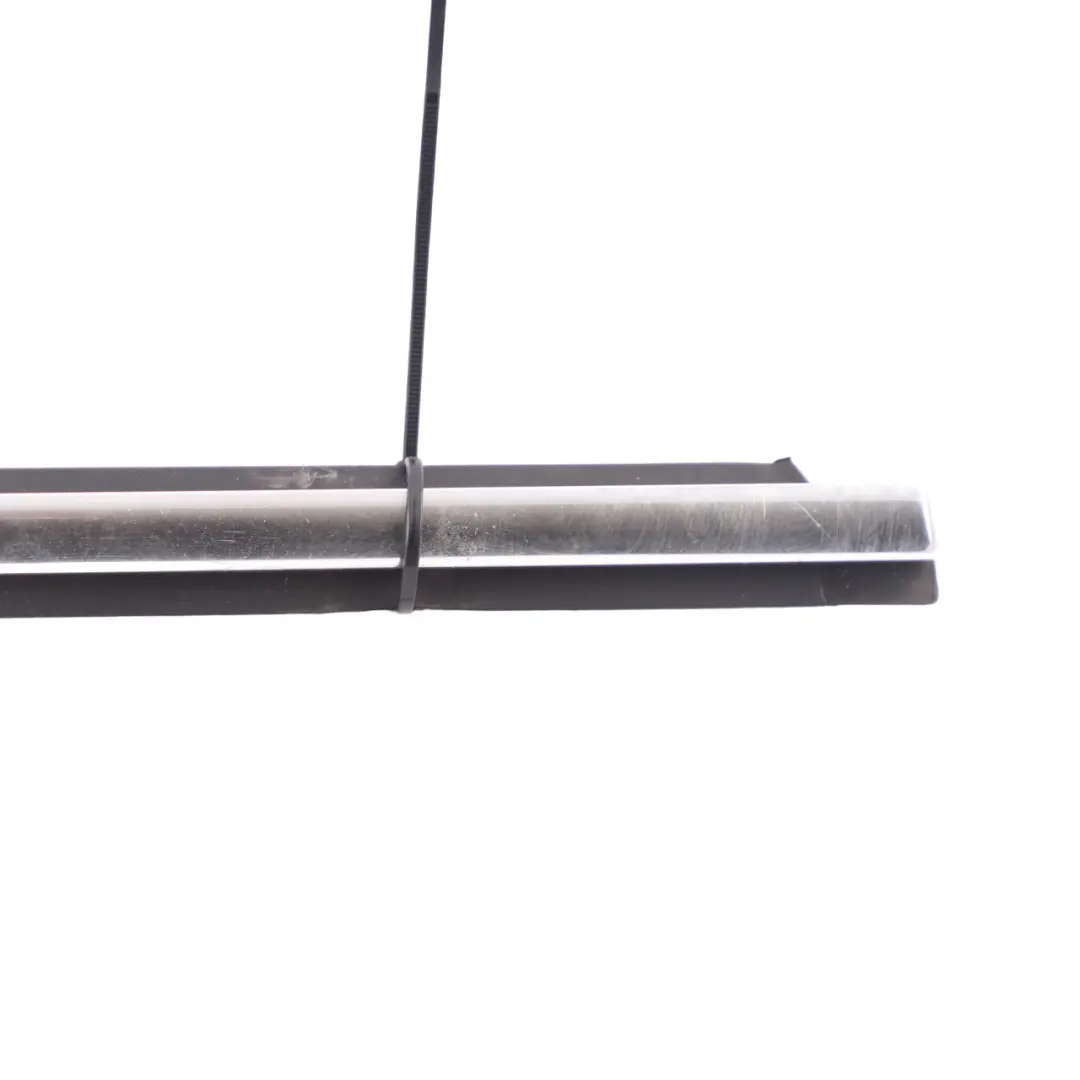 Front Kanal Abdeckung Leiste Formteil Dichtung Rechts Chrom für BMW F36 mit Teilenummer 7310202 BMW F36 Front Kanal Abdeckung Leiste Formteil Dichtung Rechts Chrom - SKU 7310202 - Teilenummer 7310202