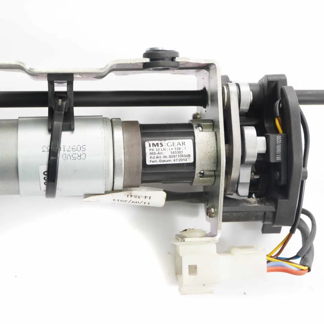 BMW F34 GT Becquet arrière Moteur - SKU 7310747-1 - Numéro de pièce 7310747