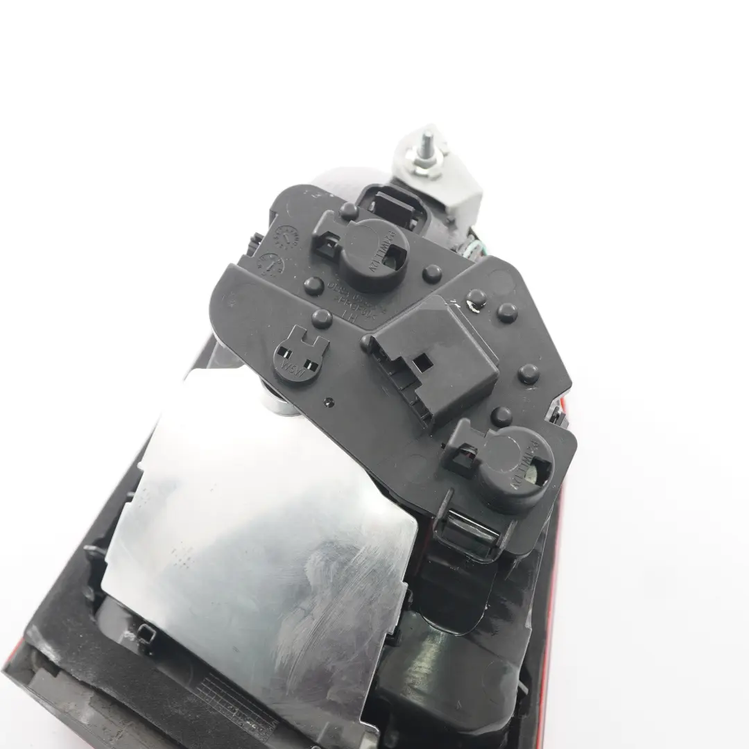 BMW F45 Fanale Posteriore Sinistro Luce Coperchio Bagagliaio Portellone - SKU 7311041 - Numero di parte 7311041