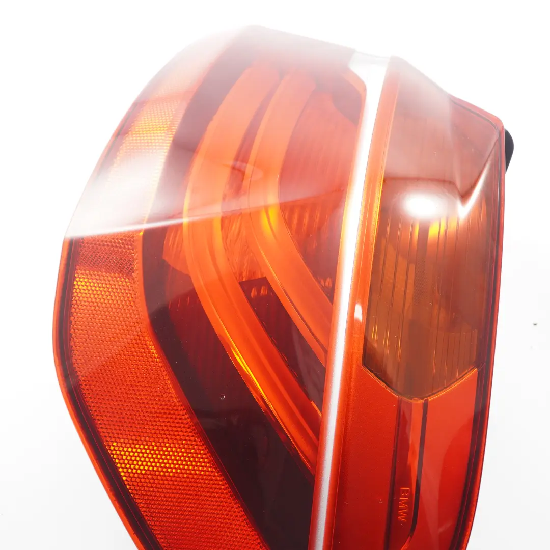 Luz Trasera Panel Lateral Derecho Luz Trasera para BMW F45 con número de pieza 7311060 BMW F45 Luz Trasera Panel Lateral Derecho Luz Trasera - SKU 7311060 - Número de pieza 7311060