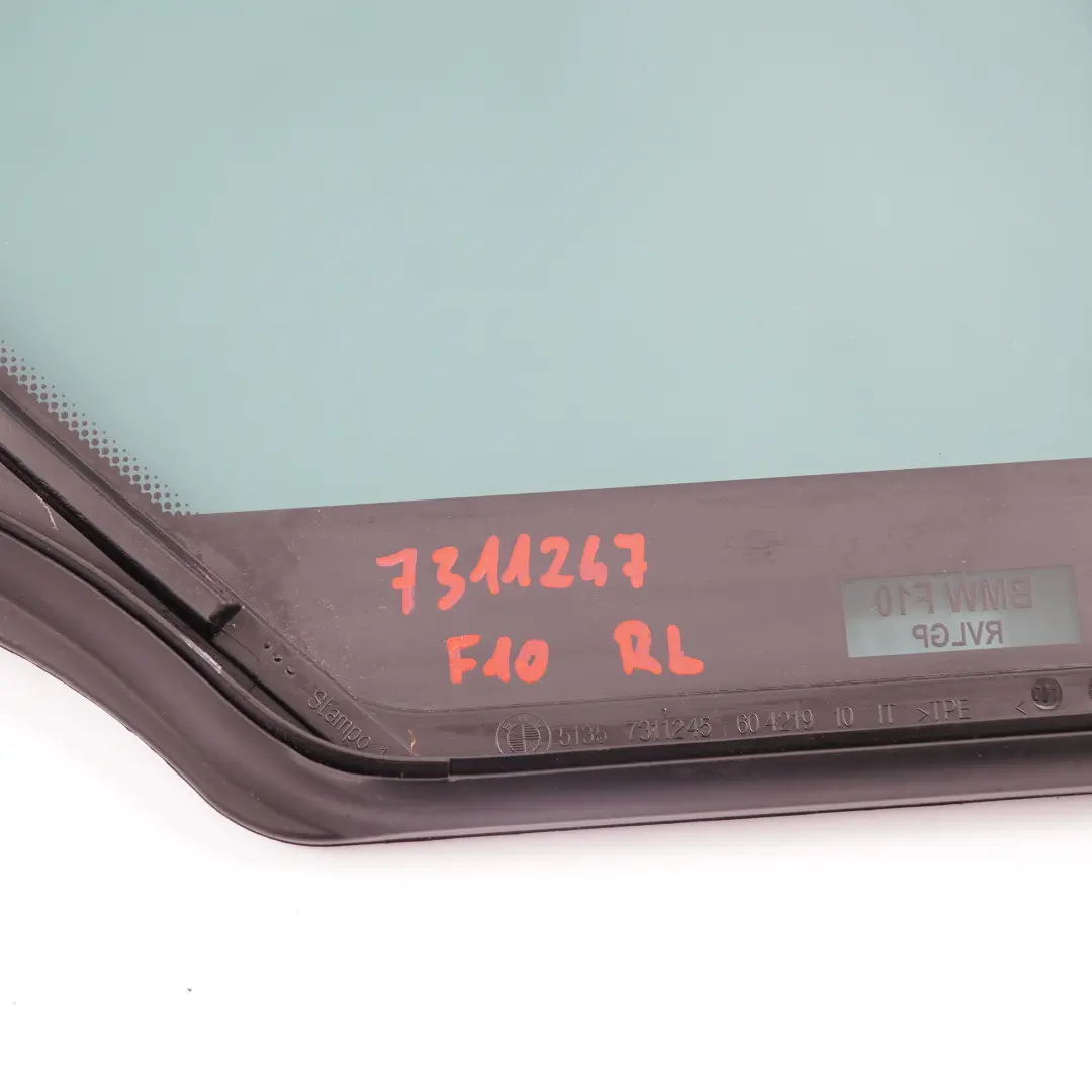  Vetro Finestra BMW F10 Porta Verde Fissa Posteriore Sinistra AS3 - SKU 7311247 - Numero di parte 7311247
