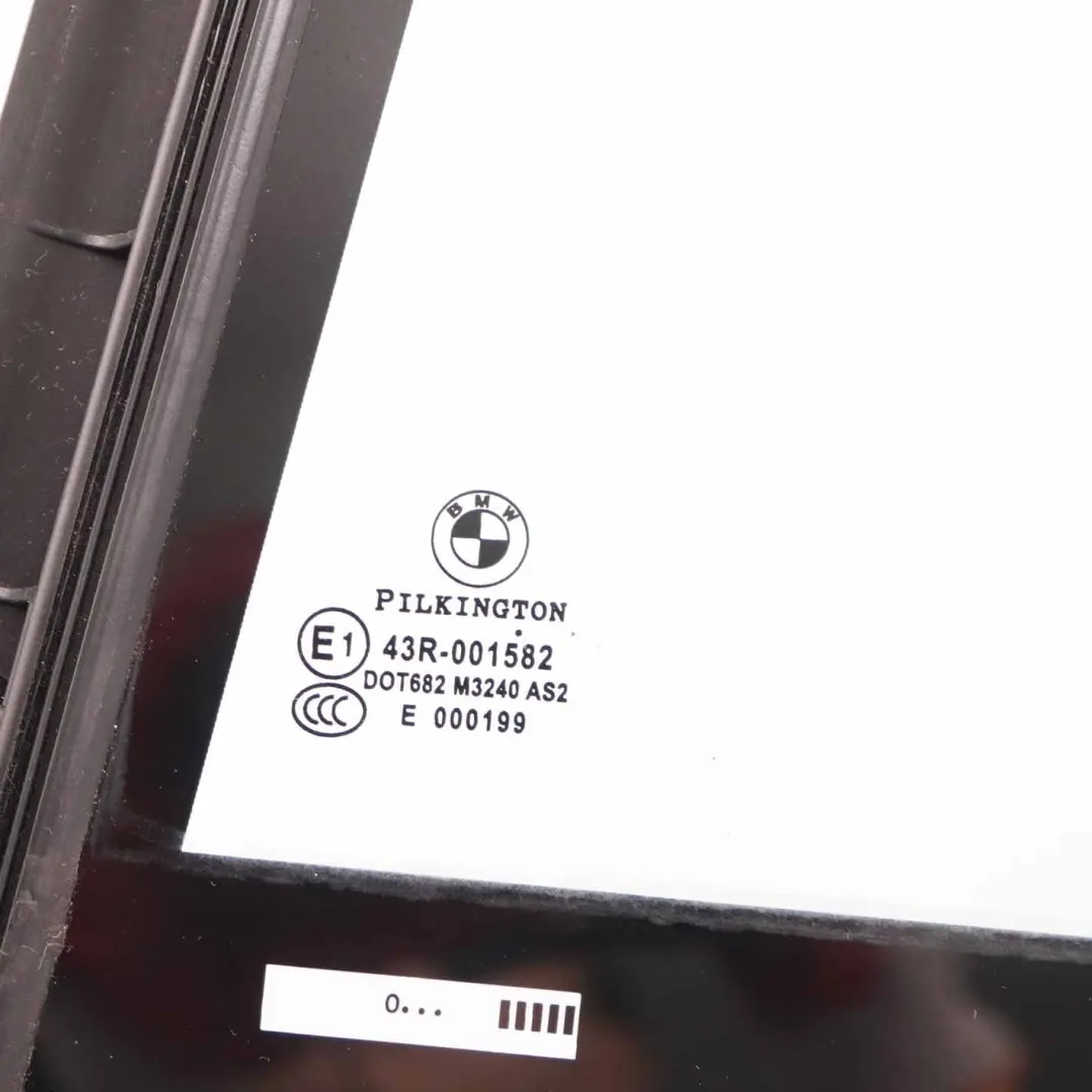 Szyba Karoseryjna Boczna Lewa Tylna AS2 do BMW F11 o numerze 7311249 BMW F11 Szyba Karoseryjna Boczna Lewa Tylna AS2 - SKU 7311249 - Numer Części 7311249