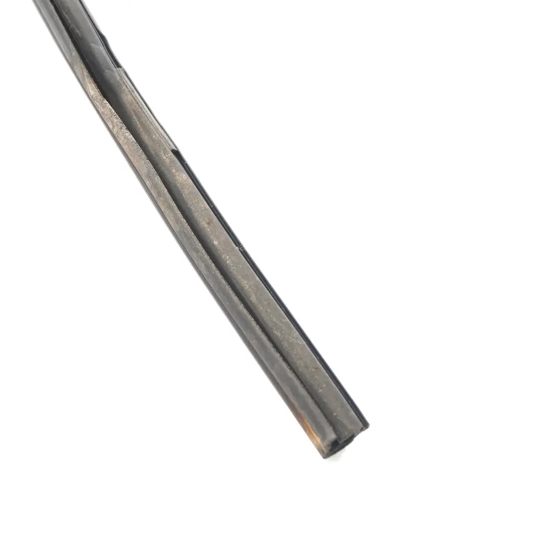 Guide fenêtre Joint étanchéité fenêtre latérale porte arrière droite pour BMW X3 F25 à propos du numéro de pièce 7311264 BMW X3 F25 Guide fenêtre Joint étanchéité fenêtre latérale porte arrière droite - SKU 7311264 - Numéro de pièce 7311264