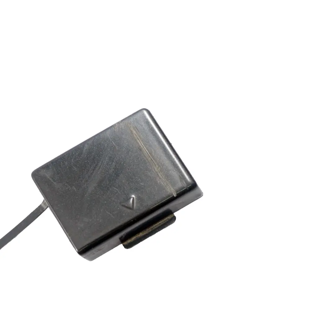  Tapa Parachoques Trasero BMW F01 F02 LCI Flap Remolque Negro Zafiro 475 7301222 - SKU 7311374-BS - Número de pieza 7311374