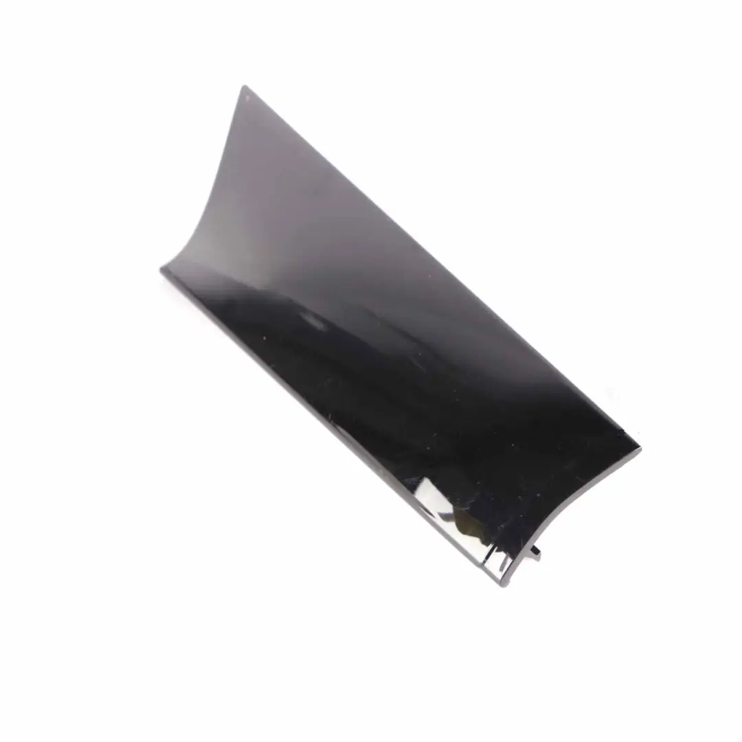 Osłona Boczka Klamki Drzwi Prawa Czarna do Mini F56 F57 o numerze 7312074 Mini F56 F57 Osłona Boczka Klamki Drzwi Prawa Czarna - SKU 7312074 - Numer Części 7312074