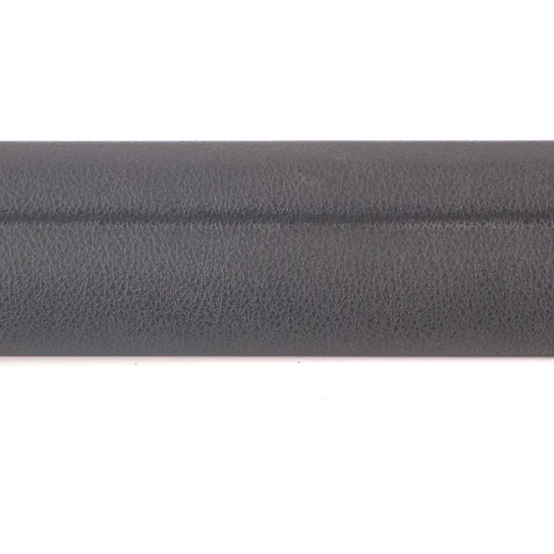 Striscia ingresso Coperchio interno anteriore sinistro destro 7276999 per BMW F34 GT con numero di parte 7312305 BMW F34 GT Striscia ingresso Coperchio interno anteriore sinistro destro 7276999 - SKU 7312305 - Numero di parte 7312305