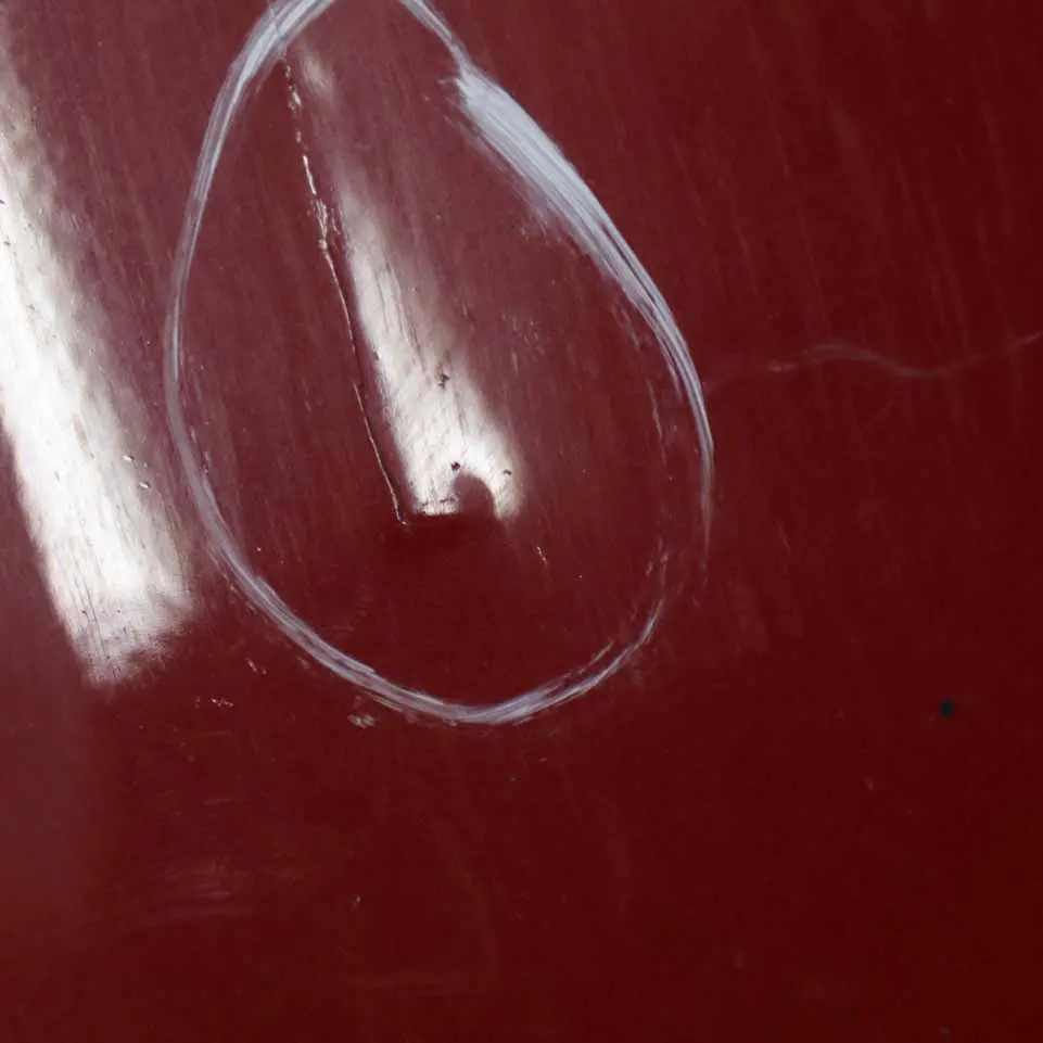 Faldon Lateral Izquierdo Melbourne Red Metallic - A75 para BMW F30 F31 con número de pieza 7312751 BMW F30 F31 Faldon Lateral Izquierdo Melbourne Red Metallic - A75 - SKU 7312751-MRT3 - Número de pieza 7312751