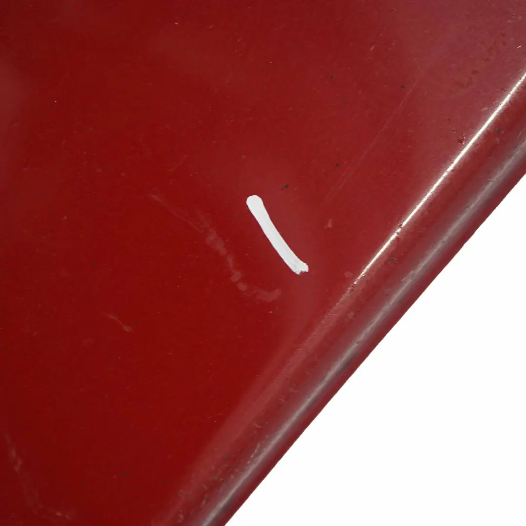 Faldon Lateral Derecho Melbourne Red Metallic - A75 para BMW F30 F31 con número de pieza 7312752 BMW F30 F31 Faldon Lateral Derecho Melbourne Red Metallic - A75 - SKU 7312752-MRT2 - Número de pieza 7312752