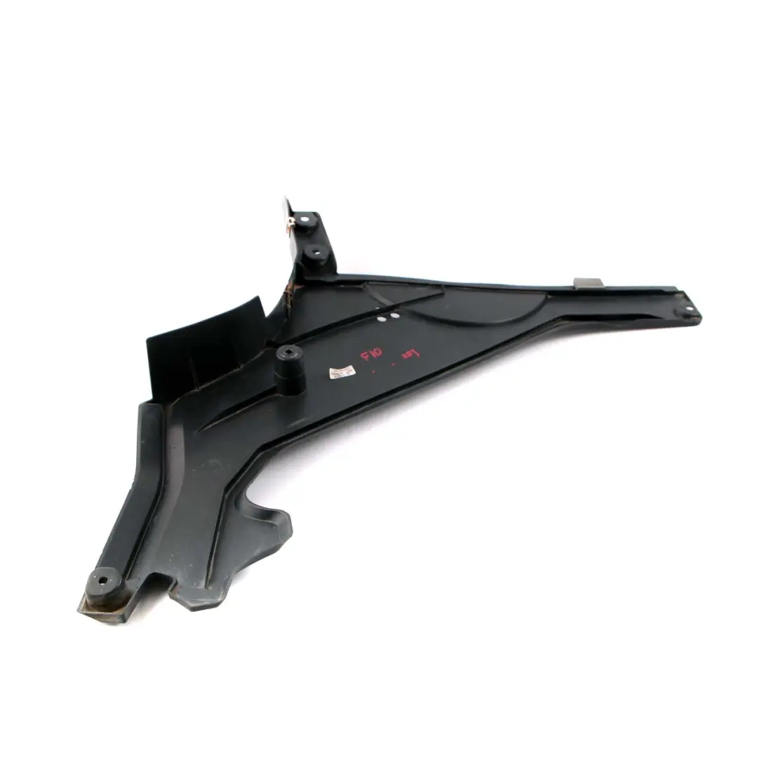 Cubierta Depósito Bajo Piso Izquierda para BMW F10 F11 con número de pieza 7312831 BMW F10 F11 Cubierta Depósito Bajo Piso Izquierda - SKU 7312831 - Número de pieza 7312831