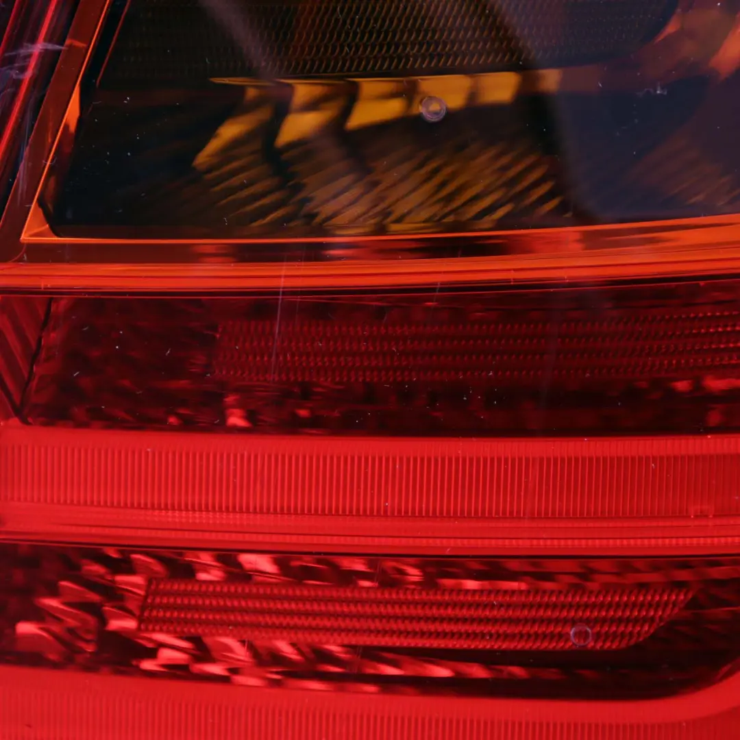 Rücklicht In Der Seitenwand Rechts 7372784 7259894 BMW F30 F80 M3 - SKU 7312846 - Teilenummer 7312846