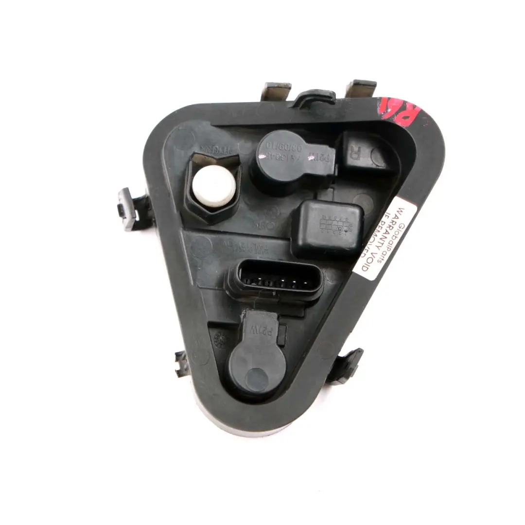 Glühbirnenhalter BMW F31 Touring hinten rechts Lampe Seitenwand für mit Teilenummer 7313048 Glühbirnenhalter BMW F31 Touring hinten rechts Lampe Seitenwand - SKU 7313048 - Teilenummer 7313048