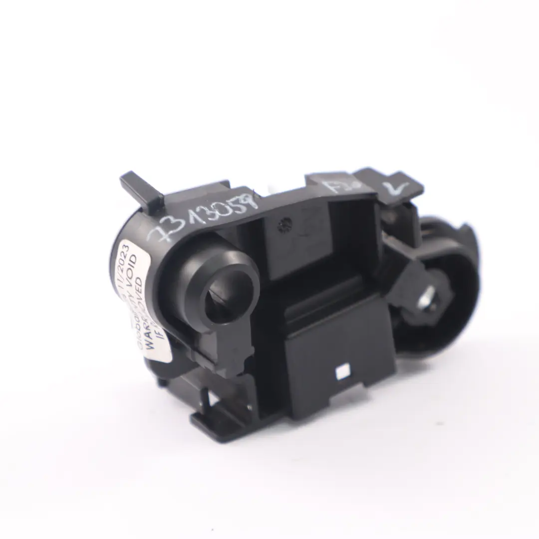 PortalamparasBMW F30 F31 Enchufe Tapa Maletero Trasero Izquierdo Lampara para con número de pieza 7313059 PortalamparasBMW F30 F31 Enchufe Tapa Maletero Trasero Izquierdo Lampara - SKU 7313059 - Número de pieza 7313059